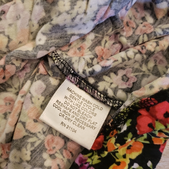 New Directions PS Black Floral Tank Dress - Picture 3 of 5